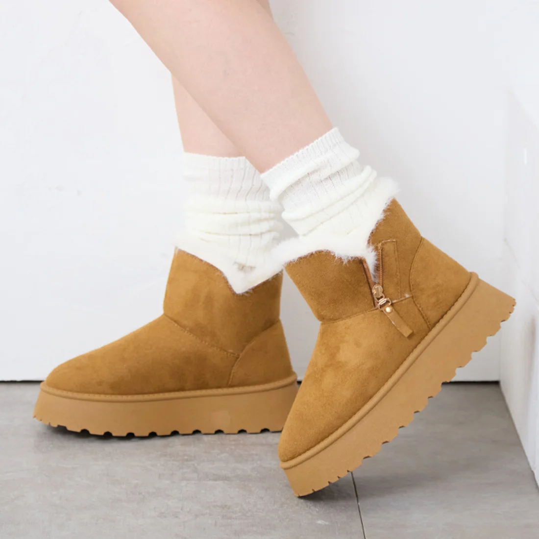 Thick sole side zipper mouton boots (camel suede)